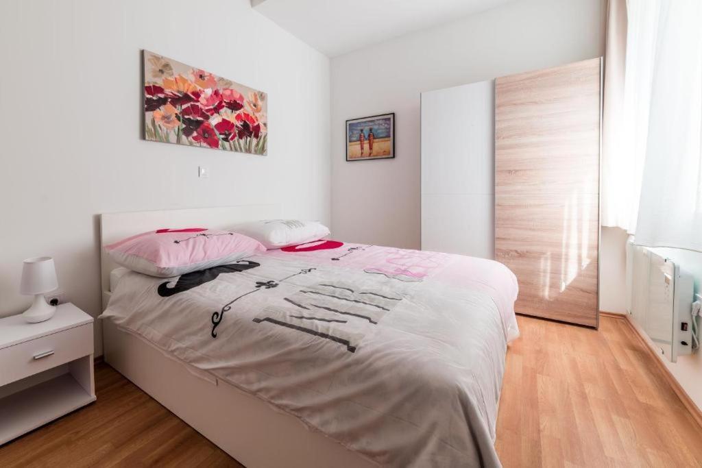 F12 Apartments Zagreb Bagian luar foto