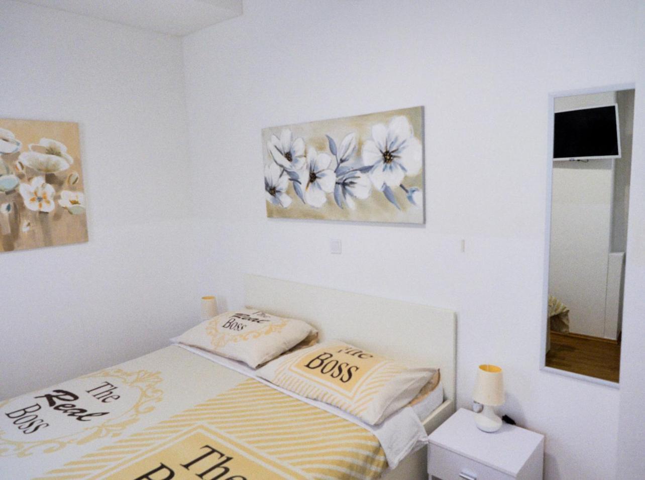 F12 Apartments Zagreb Bagian luar foto